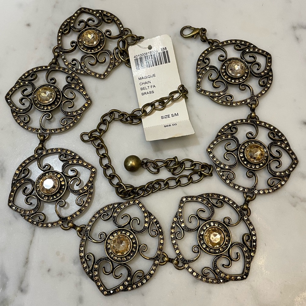 NWT Chico’s MAGIQUE brass chain belt